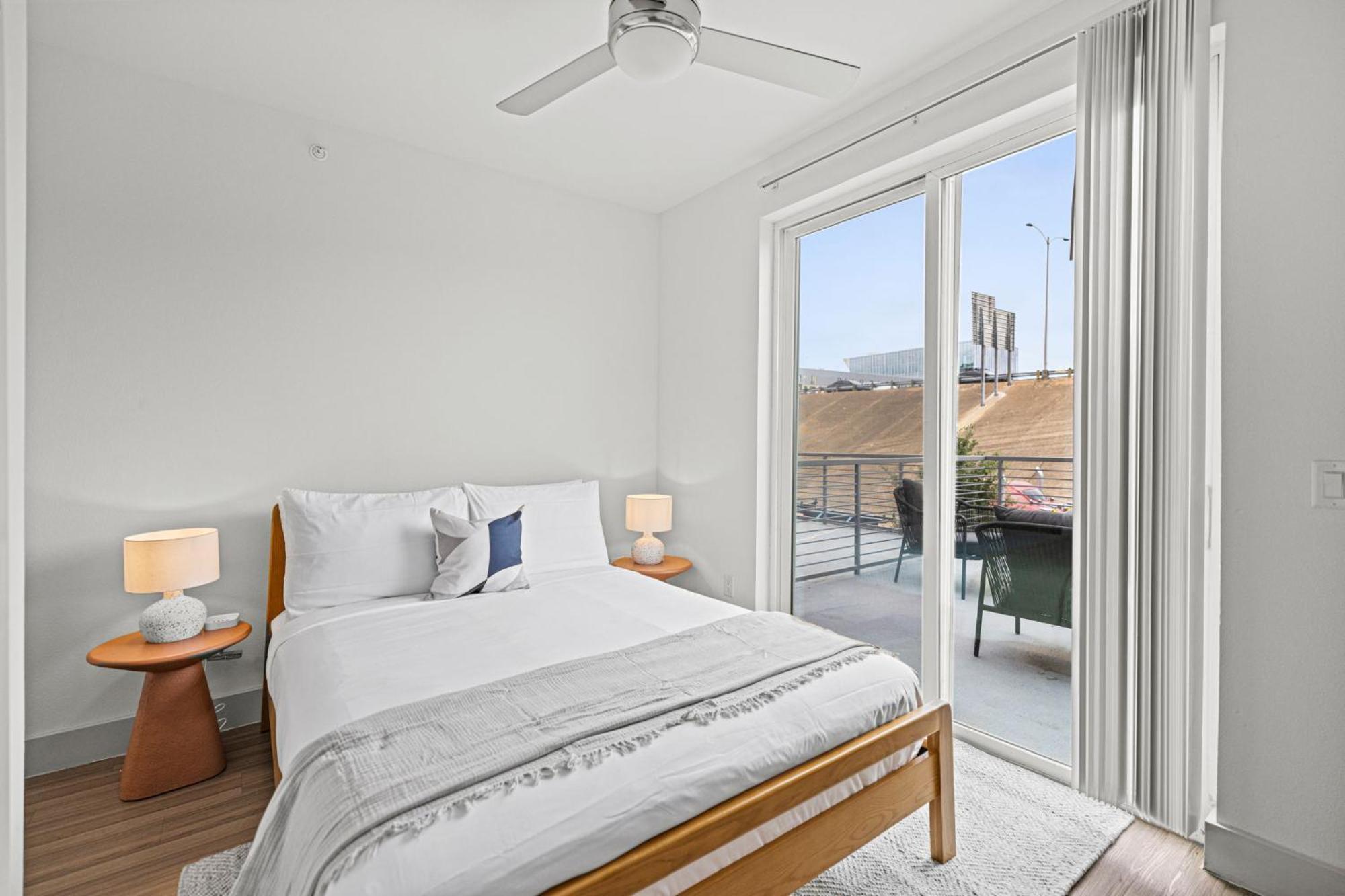 Placemakr Downtown Hotel 4*