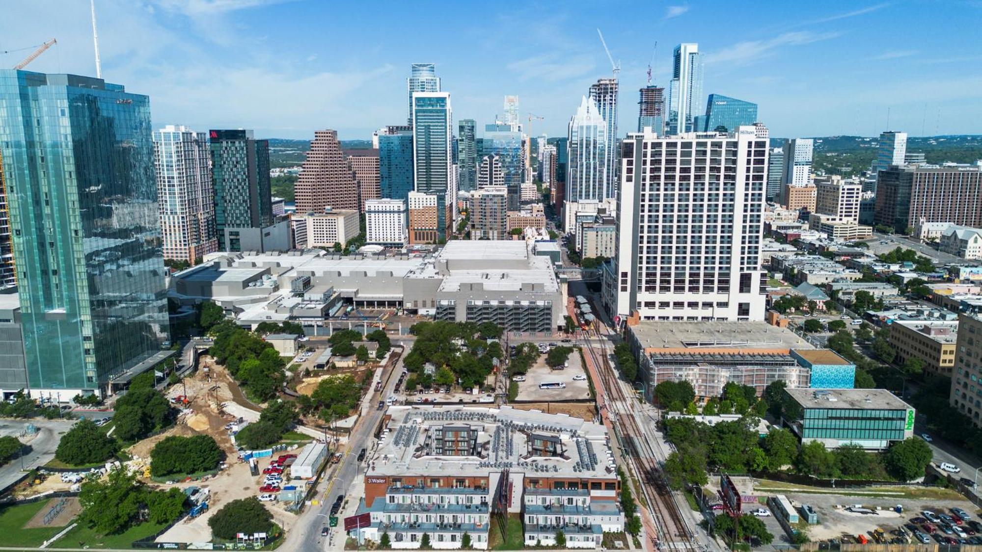 Placemakr Downtown Hotel 4*