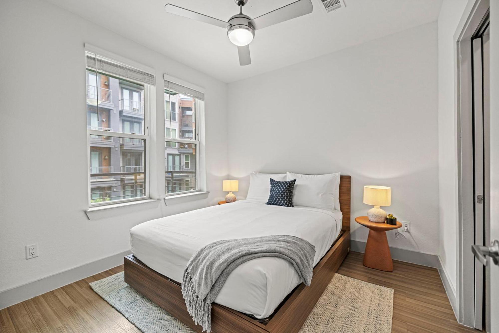Placemakr Downtown