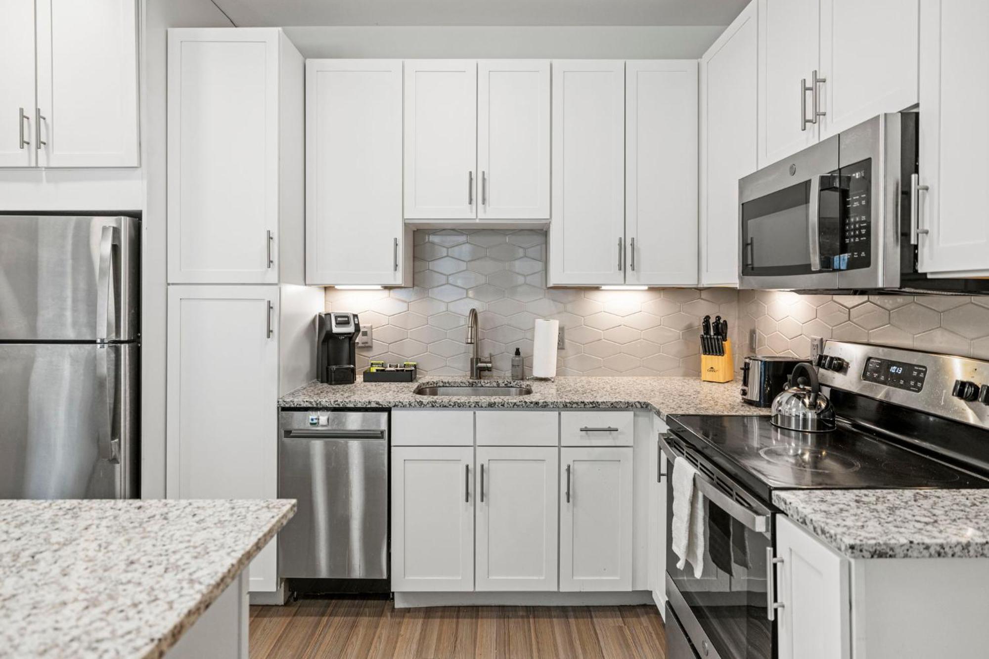 Hotel Placemakr Downtown 4*